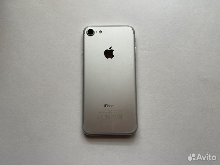 iPhone 7, 32 ГБ