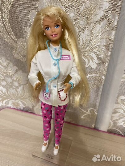 Barbie Pet Doctor Weterinarian 1996