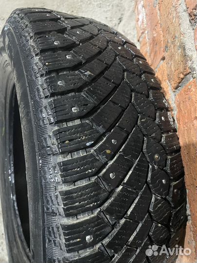 Continental Conti4x4IceContact 215/65 R16