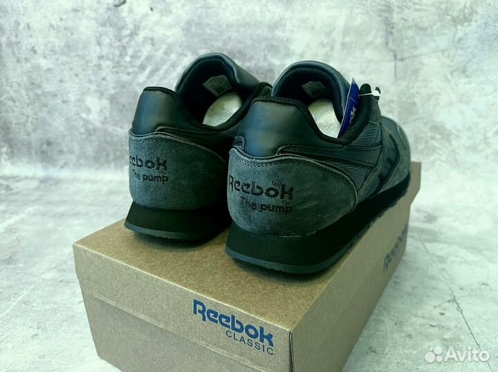 Кроссовки Reebok спортивные