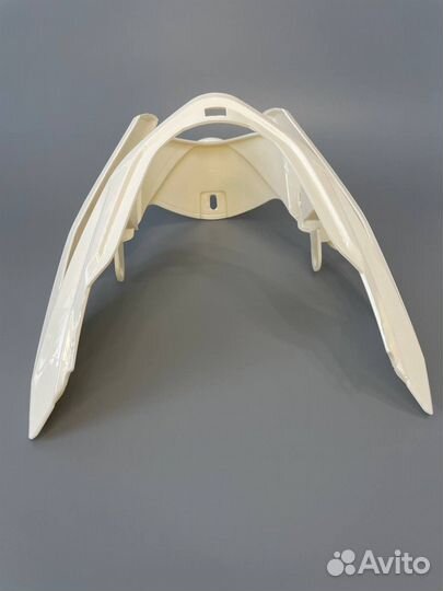 Накладка (обтекатель) фары Vento Riva SX,белая