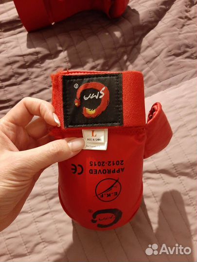 Боксерские перчатки