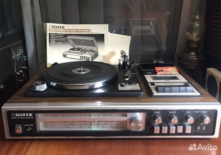 Музыкальный центр с винтлом Silver SS1405 япония