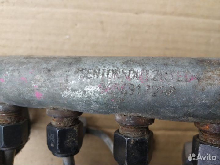 Топливная рампа Land Rover Freelander 2.2 дизель