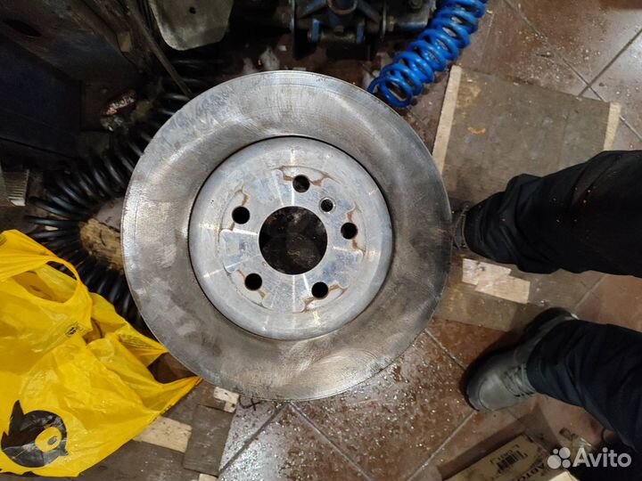 Тормозные диски bmw 5 g30. Передние