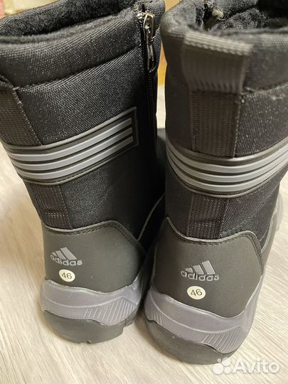 Продам дутики adidas