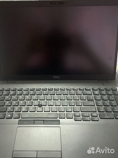 Ноутбук dell latitude 5500