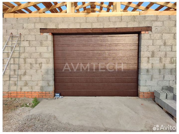 Секционные ворота для гаража