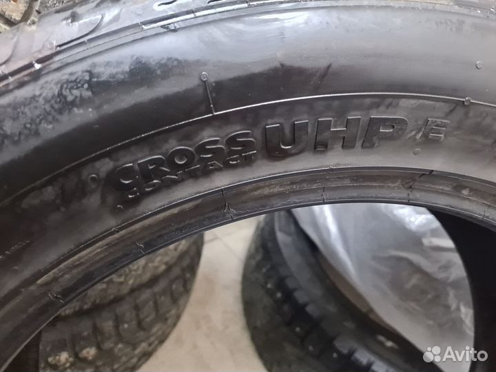 Continental CrossContact UHP E 235/55 R19 105W