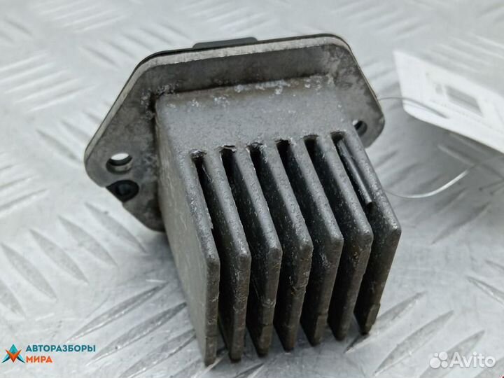 Сопротивление печки Mitsubishi L200 4 2008
