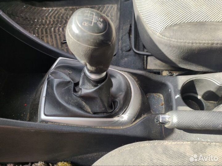 Кулиса МКПП с ручкой Hyundai Solaris седан G4FA