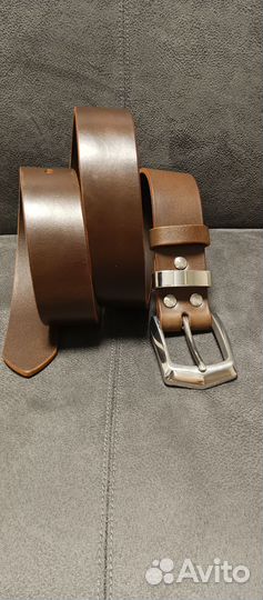 Мужской кожаный ремень