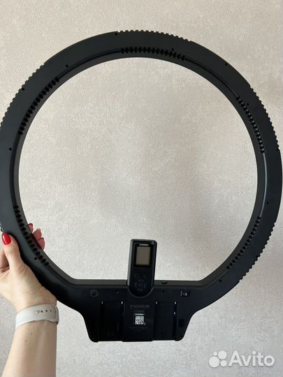 Кольцевая лампа