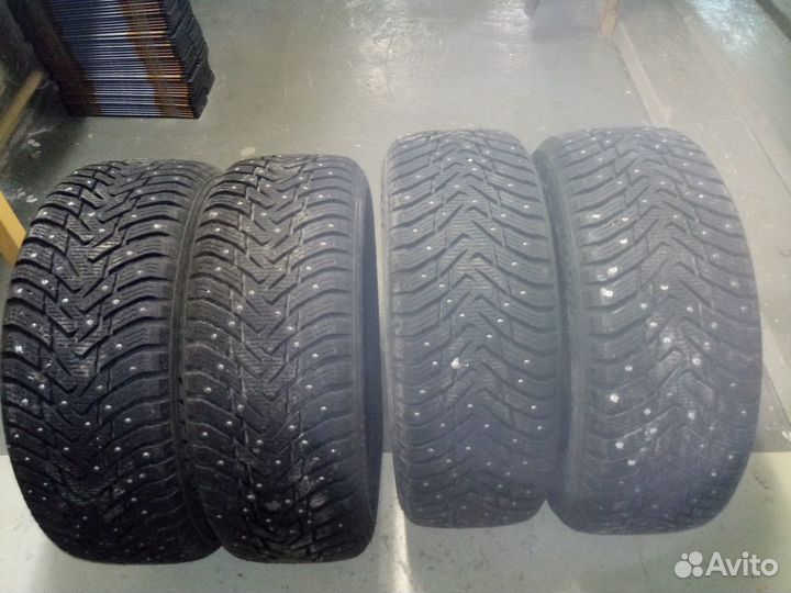 Nokian Tyres Hakkapeliitta 8 SUV 255/65 R17