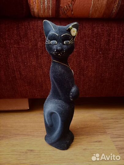 Статуэтка и копилка чёрная кошка