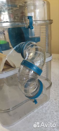 Клетка для грызунов 2-этажная+переноска+дер.вещи