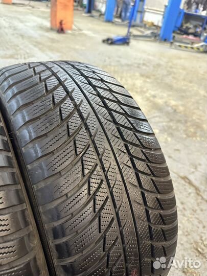 Bridgestone Blizzak LM-001 225/50 R17