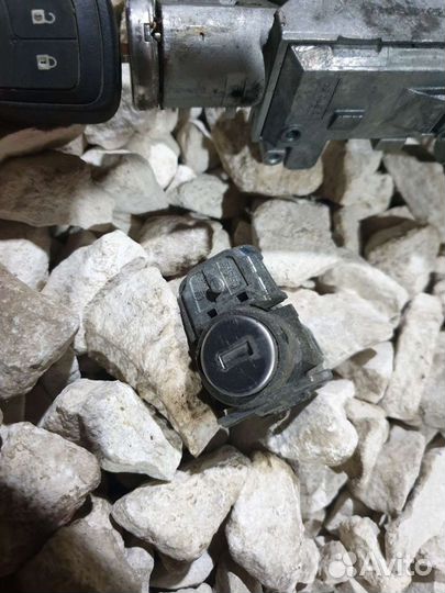 Замок зажигания Шевроле Авео Т300