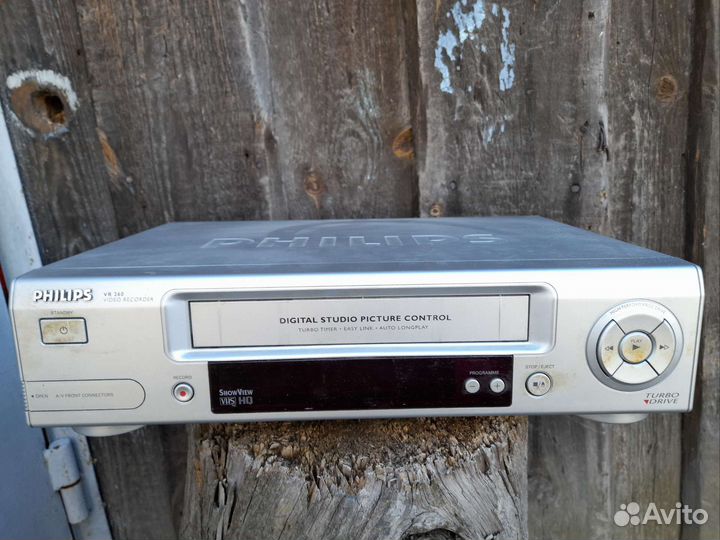 Видеомагнитофон