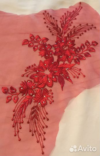 Кружевная аппликация