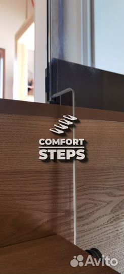 Стеклянные ограждения для лестницы на зажимном про