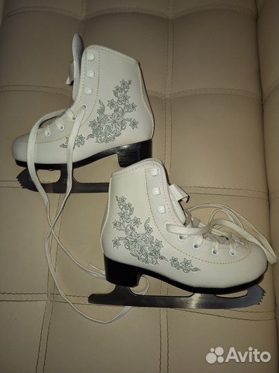 Коньки фигурные