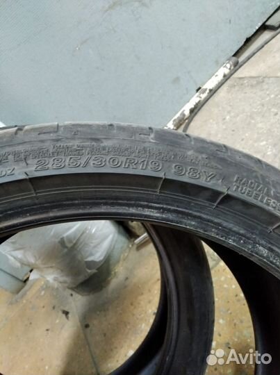 Bridgestone Potenza S001 255/35 R19 и 285/30 R19 96Y