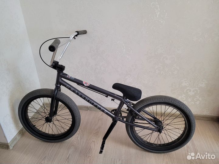 Трюковой велосипед BMX