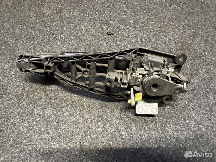 Ручка передняя левая Opel Astra H