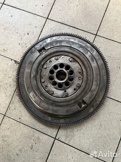 Двухмассовый Маховик на Порш Парамера 3.0