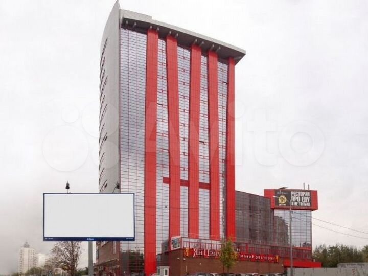 Сдам торговое помещение, 173.6 м²