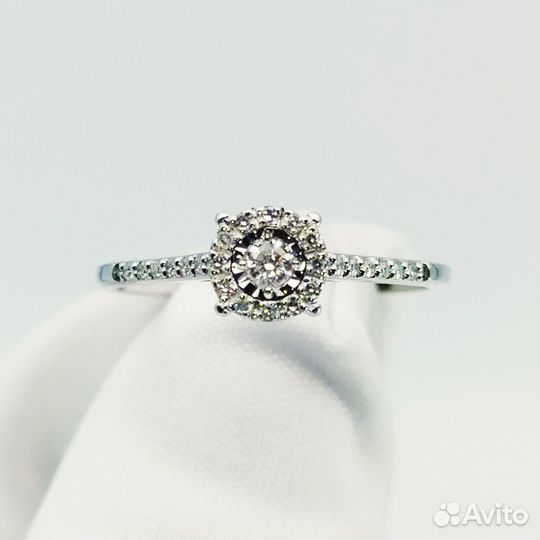 Золотое кольцо с камнем 17р