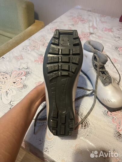 Лыжные ботинки