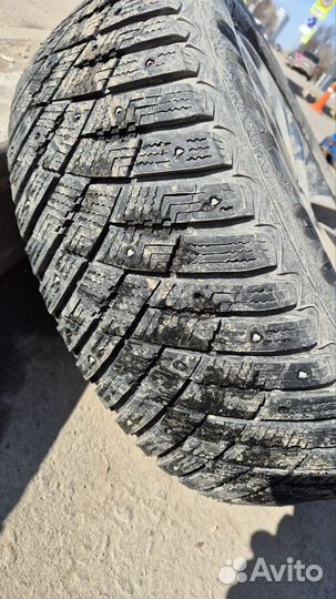 Goodyear Ultragrip Ice Arctic 235/60 R18