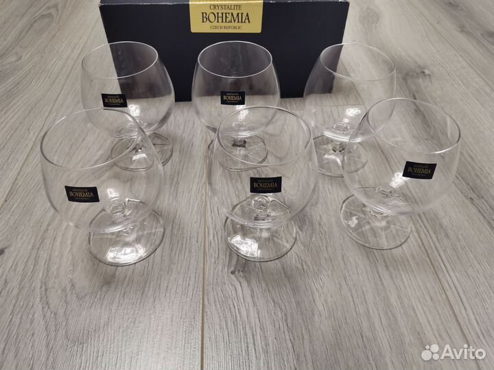 Коньячные бокалы