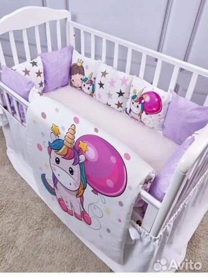 Комплект бортиков в кроватку и одеяло