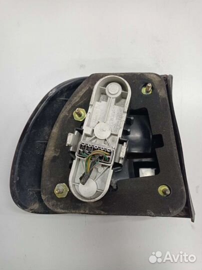 Фонарь задний правый Volvo V40 1 0