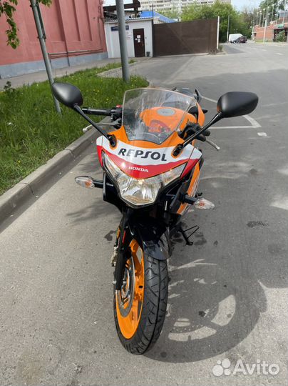 Продаю мотоцикл honda CBR 250RA Repsol