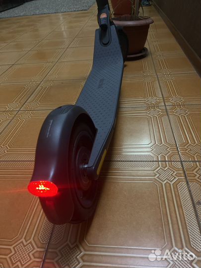 Электросамокат ninebot kickscooter e25a