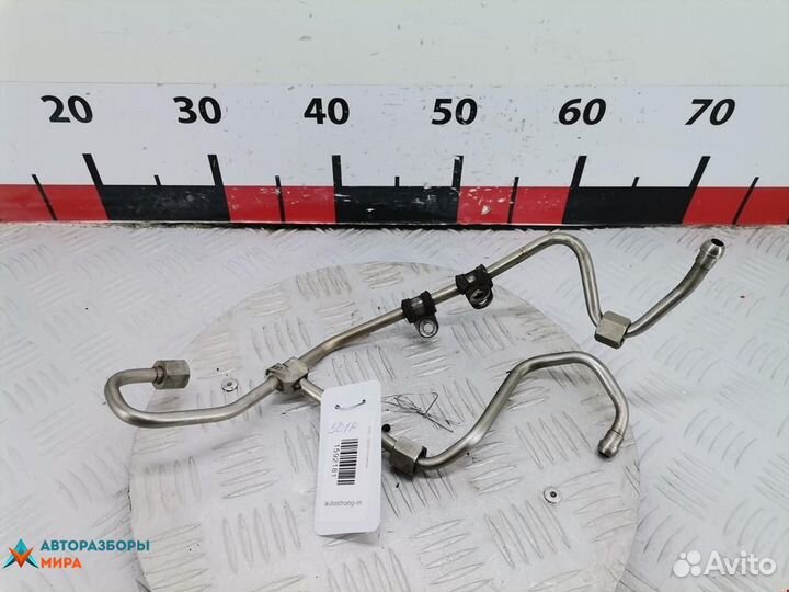 Трубка топливная Audi A6 4F/C6 2005 06E127501P