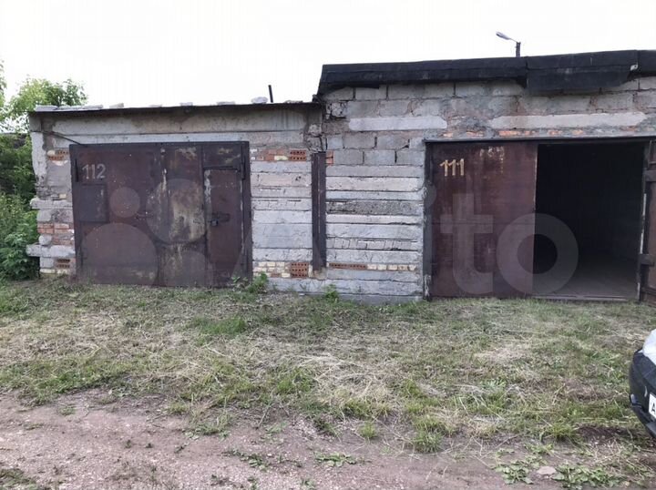 Гараж, > 30 м²