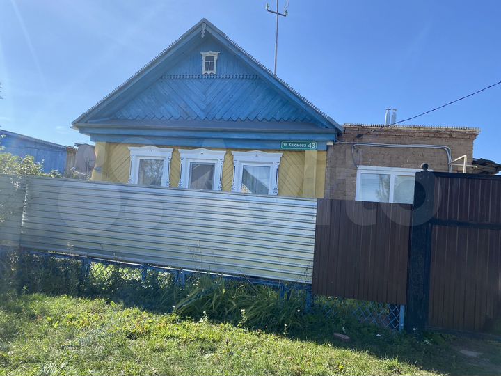 Дом 58 м² на участке 4,4 сот.