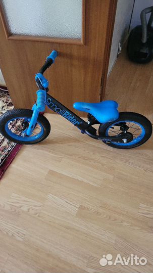 Беговел тормоз работает