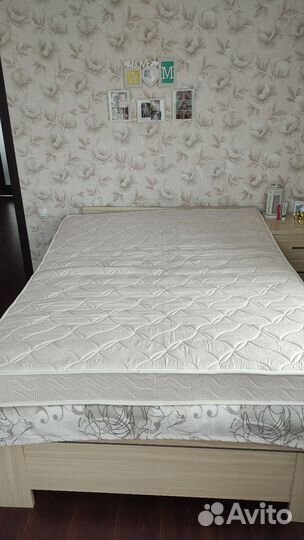Матрас 160х200 бу