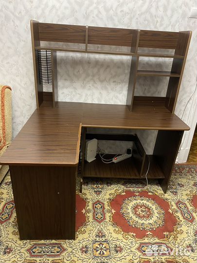 Компьютерный стол