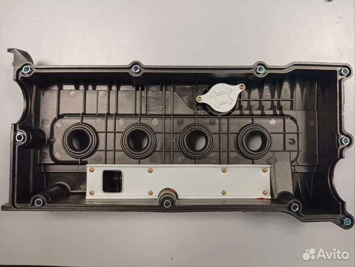 Крышка клапанная Hyundai Accent Getz Elantra XD