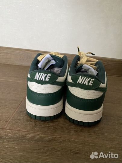 Кеды nike dunk low se