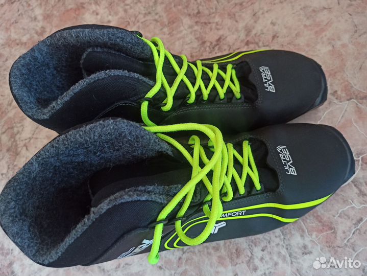 Ботинки лыжные