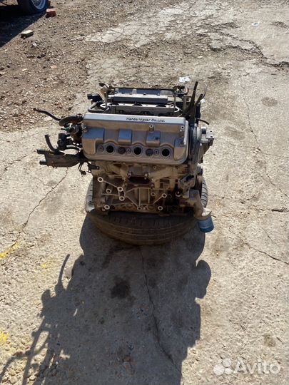Двигатель в разбор J30A Honda elysion