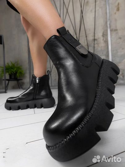 Сапоги женские